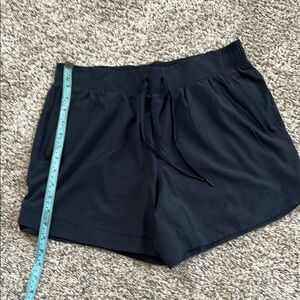 CALIA by Carrie Underwood Black Athletic Shorts with Elastic Waistband